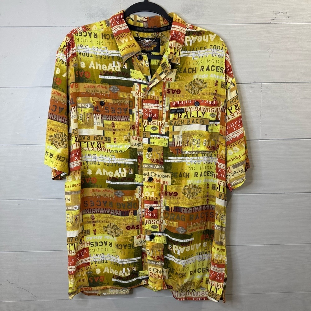 Vintage Harley-Davidson Men's All-Over Print Graphic Button-up Shirt Size Large